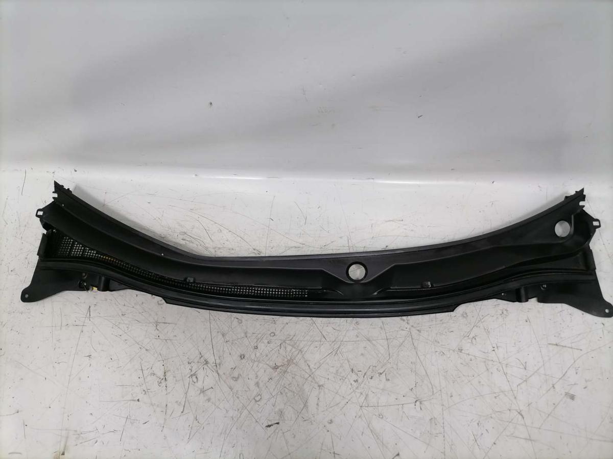 Mitsubishi Eclipse Cross original Windlauf Abdeckung Wasserkasten Facelift Bj.2023